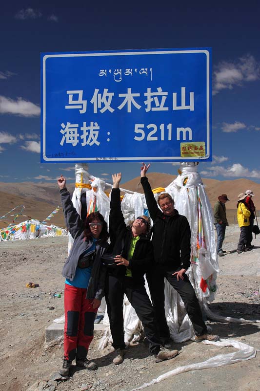 Prijevoj-na-5211m.jpg
