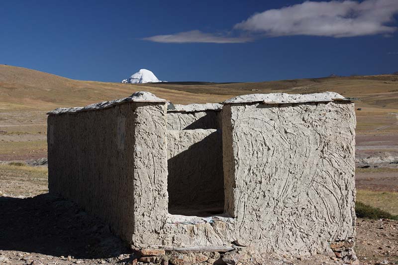 WC-s-pogledom-na-Kailash.jpg