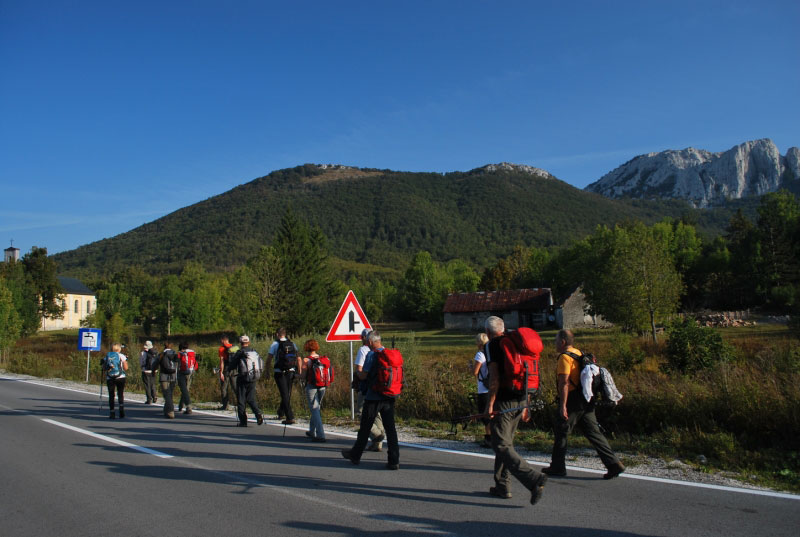 pokret-drugog-dana-u-pozadini-Bozin-kuk.JPG