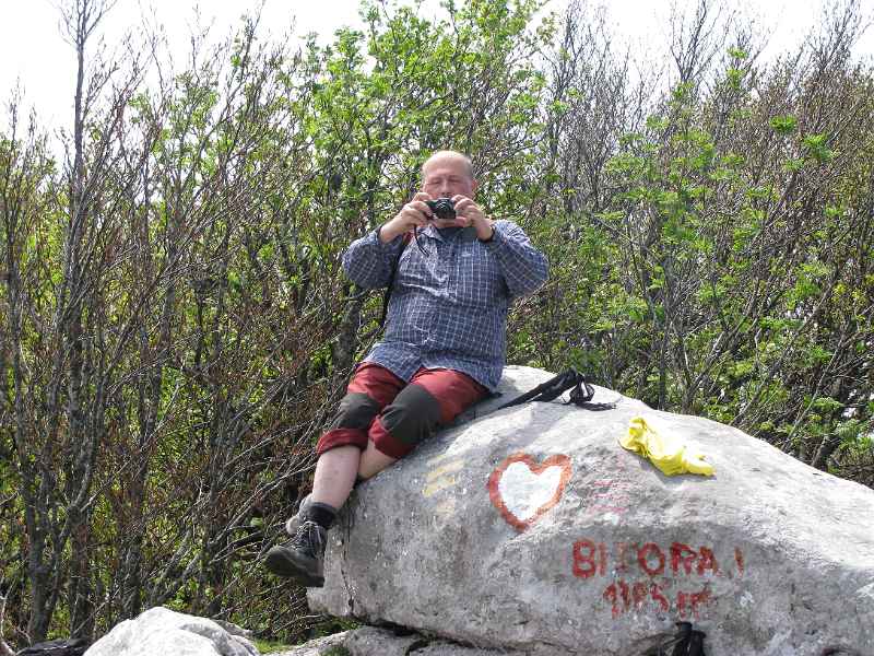 Slikanje_na_vrhu_Burnog_Bitoraja.jpg