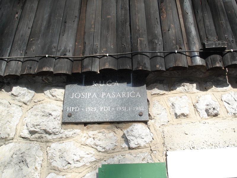 Pasaricev-dom-na-Ivancici.JPG