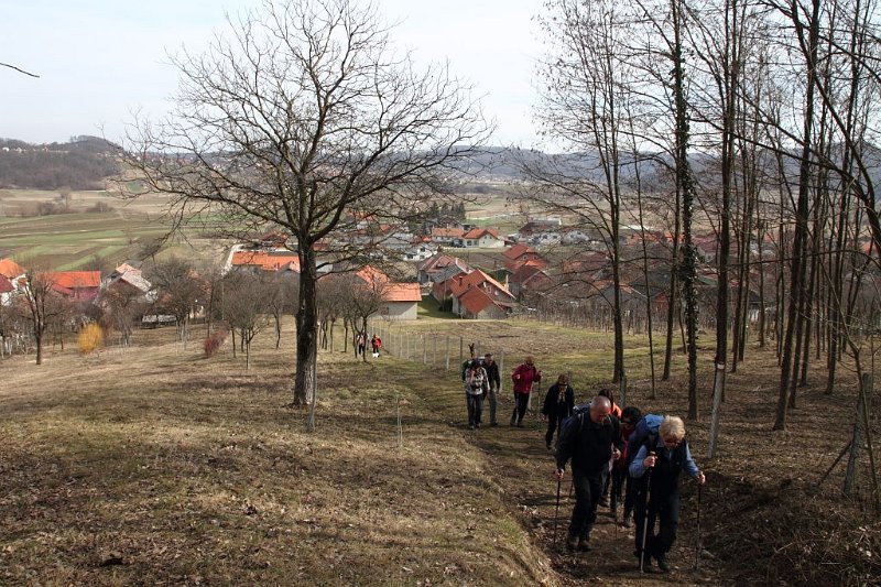 pocelo-je-lagano.jpg - počelo je lagano