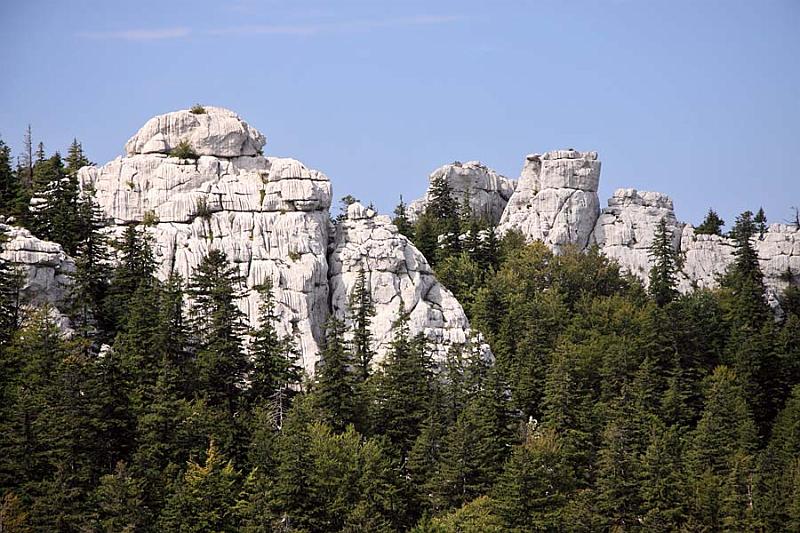 05.JPG - Pogled s vidikovca na Piramidu i Kapu