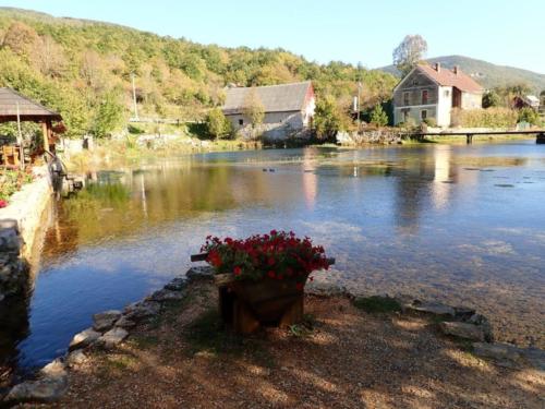 Ličko sredogorje - Godača