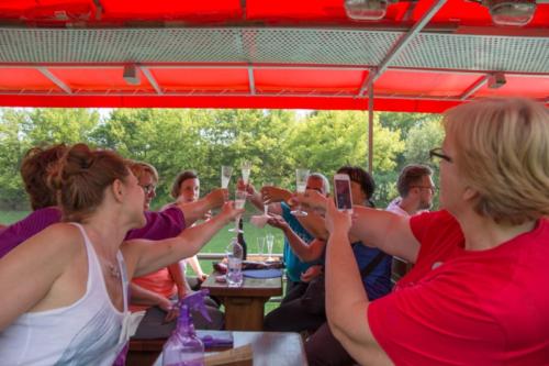 Šetnjom i brodom oko Karlovca